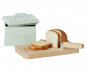 Preview: Maileg Miniatur Brot Box mit Schneidebrett